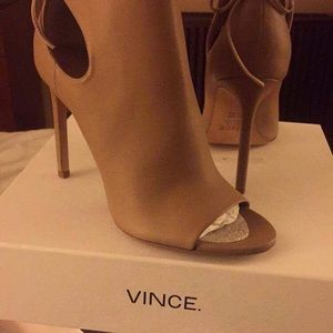 Vince camuto beige heels